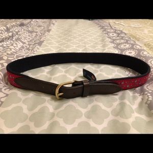 Vineyard Vines belt